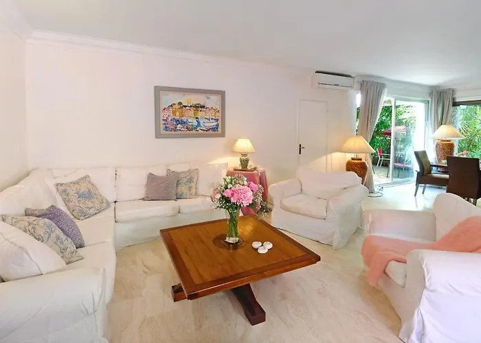 Picaud - 50m From Beachfront, Patio, Aircon بيت للعطل *