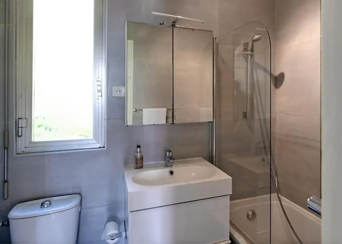 Picaud - 50m From Beachfront, Patio, Aircon بيت للعطل *