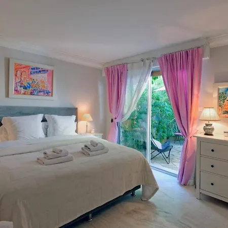 Picaud - 50m From Beachfront, Patio, Aircon Feriehus Cannes